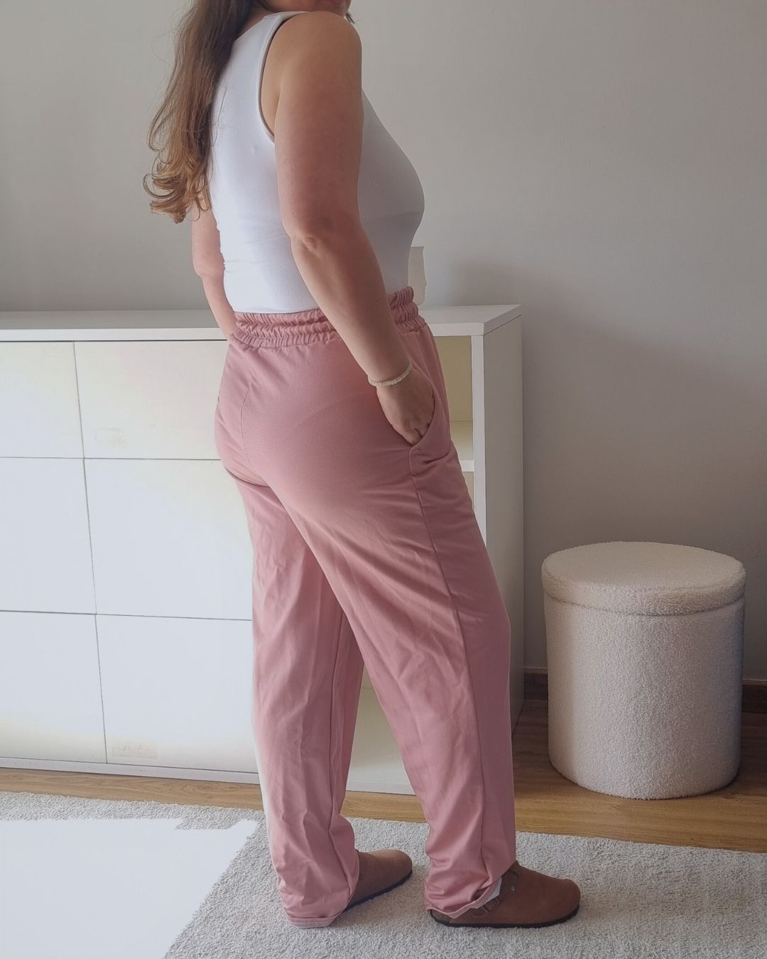 Aurora Basic Recycled Wide Sweatpants in clay pink with brand detail