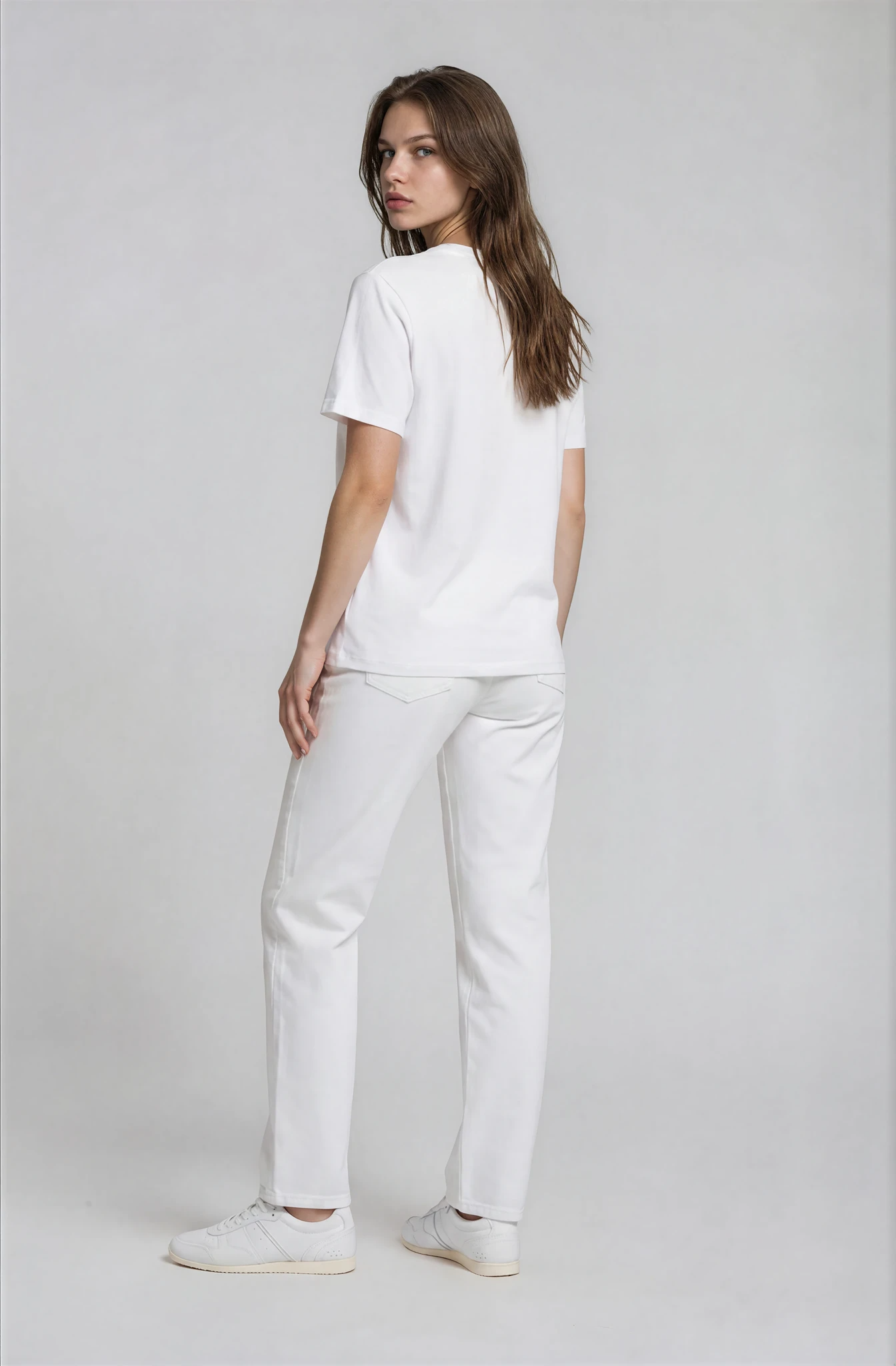 Stay Organic Cotton T-shirt in white with brand detail